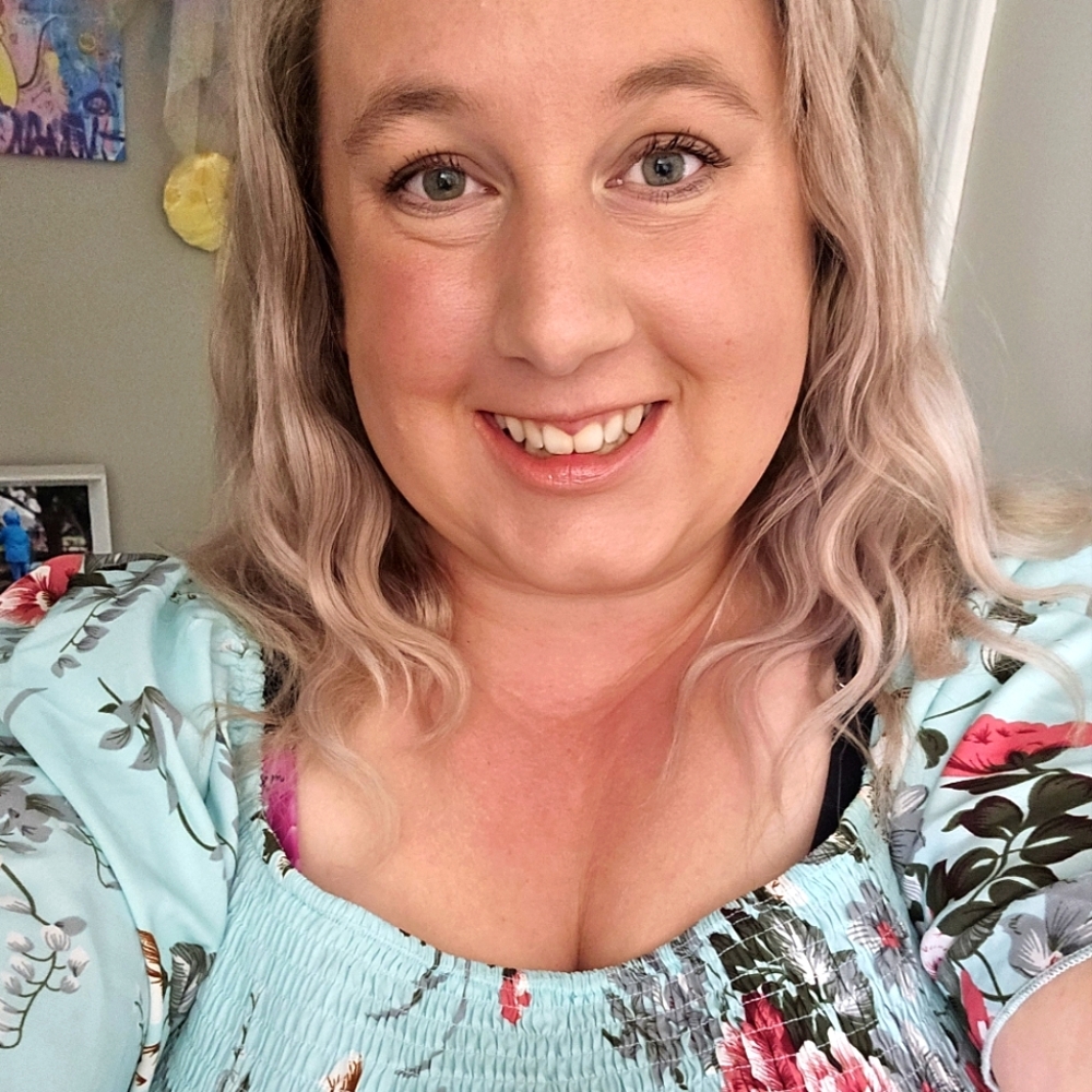 Meet your Posher, Tanya